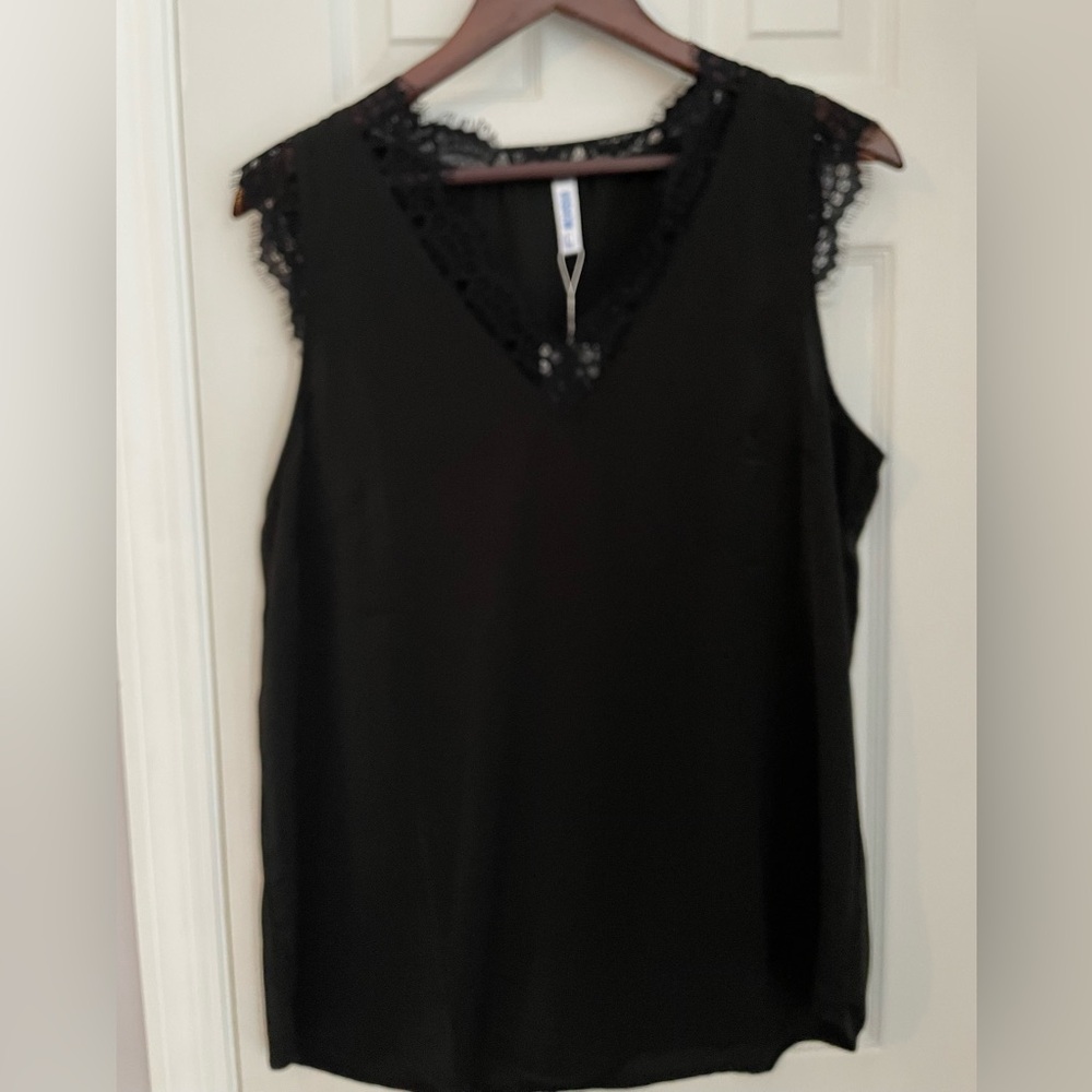 Women’s size L dressy tank top - Brand New!